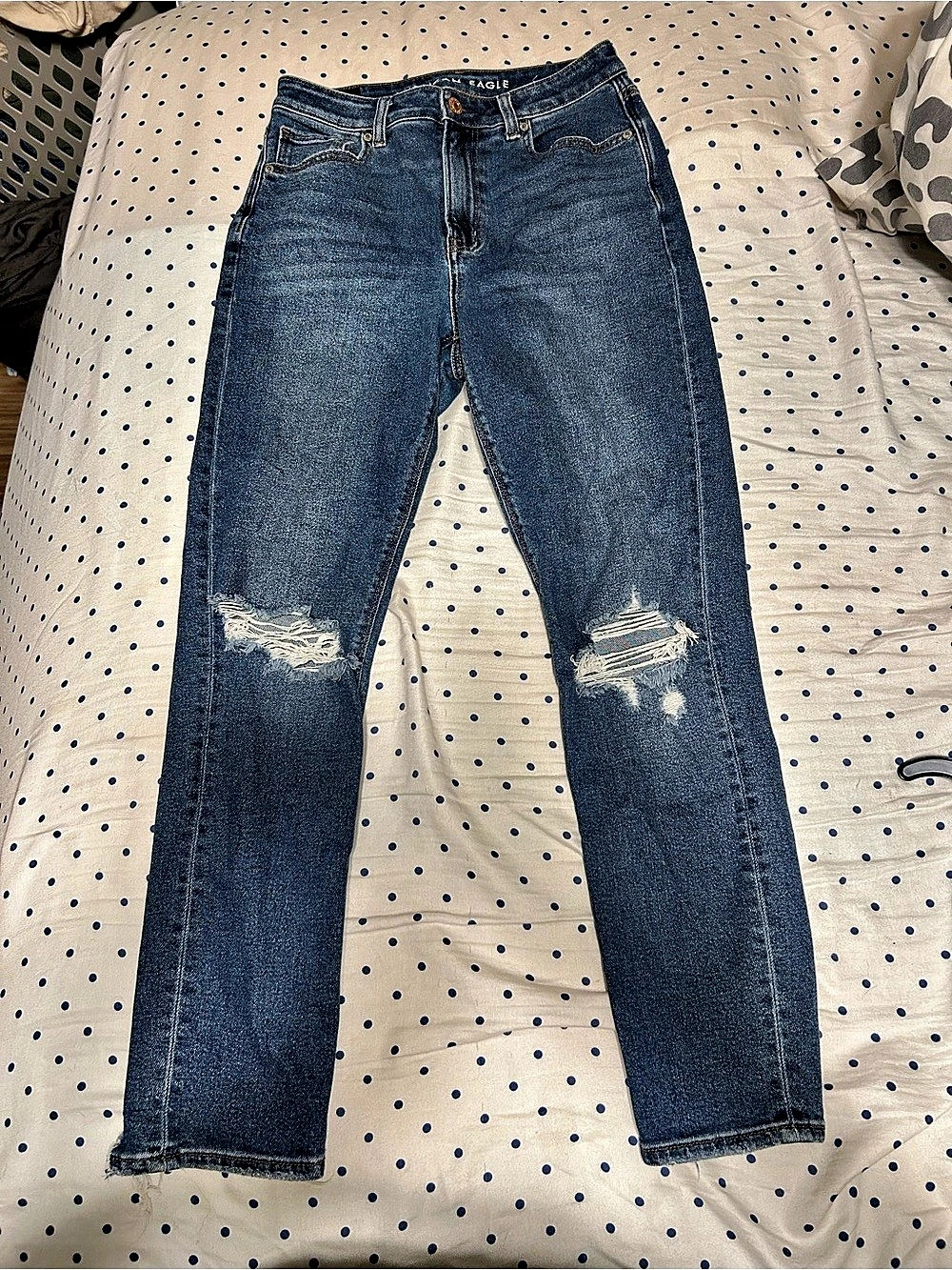 American Eagle AE Ripped Mom Jean Distressed Blue Jeans Waist 2
